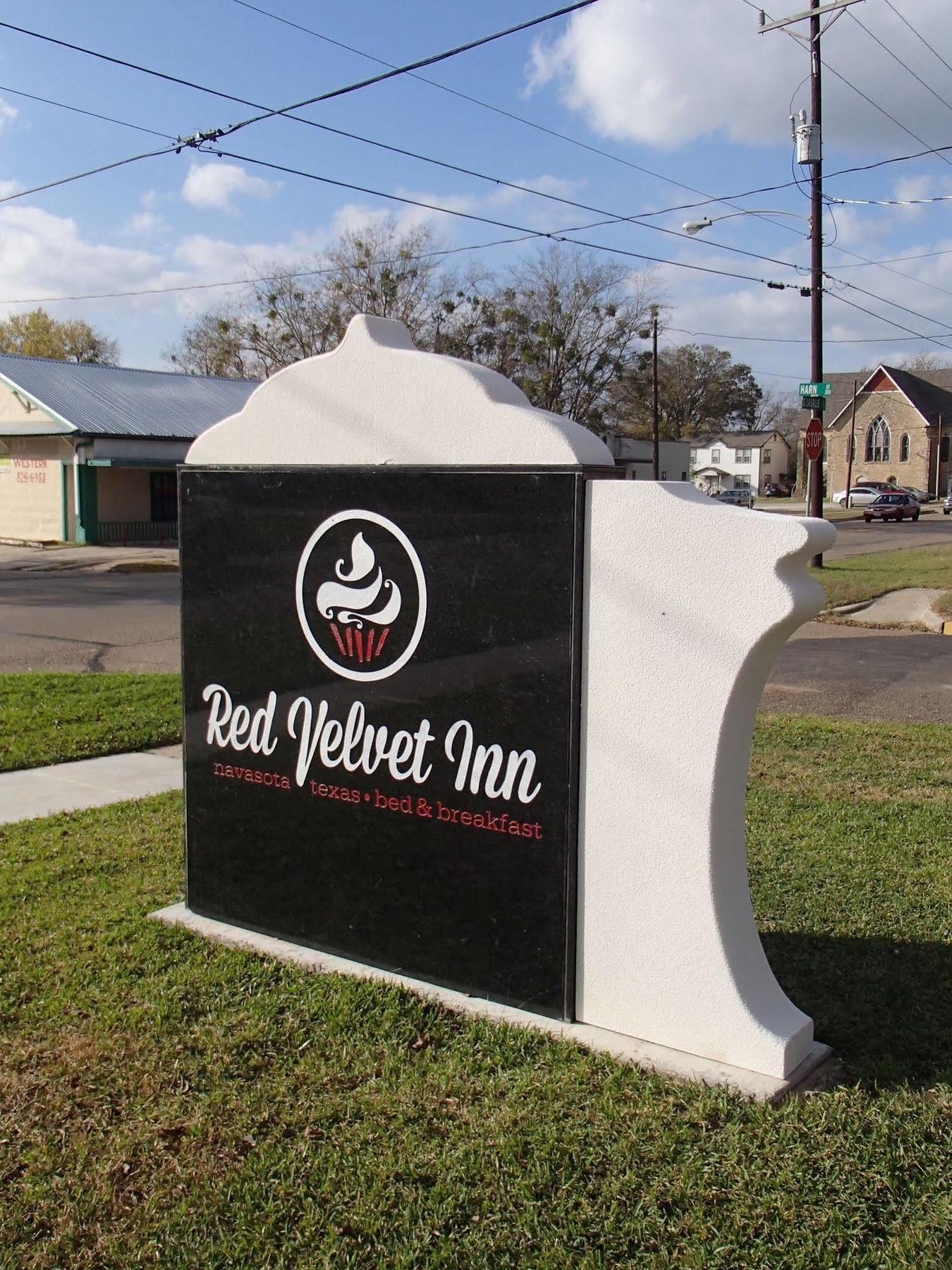 Red Velvet Inn Navasota Exterior foto